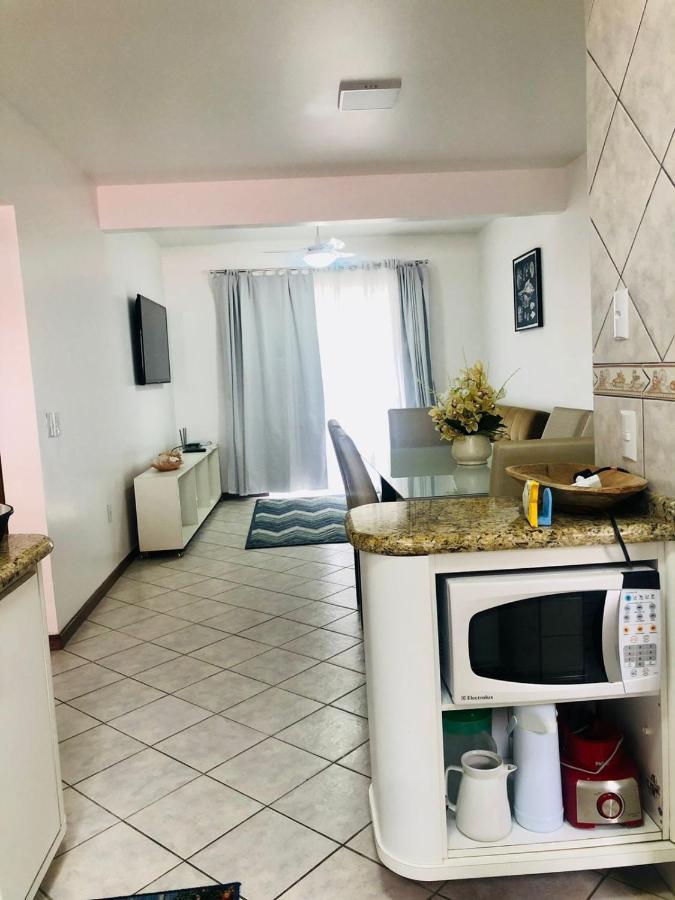 Apto 251 - Condominio Solar Das Bromelias Bombinhas Eksteriør bilde