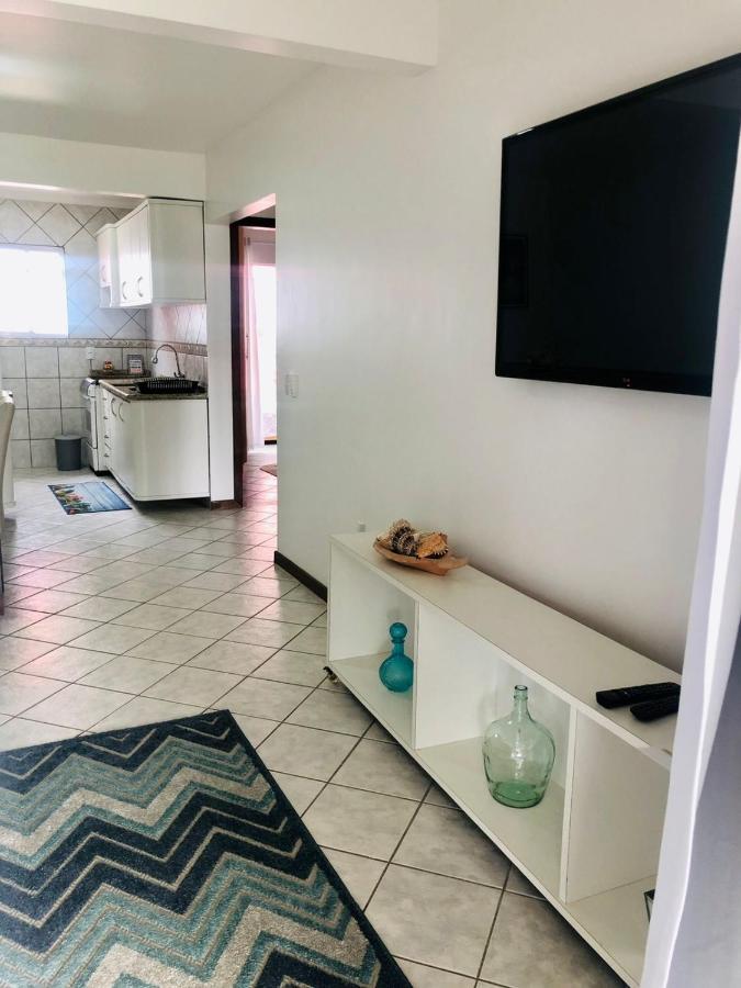 Apto 251 - Condominio Solar Das Bromelias Bombinhas Eksteriør bilde